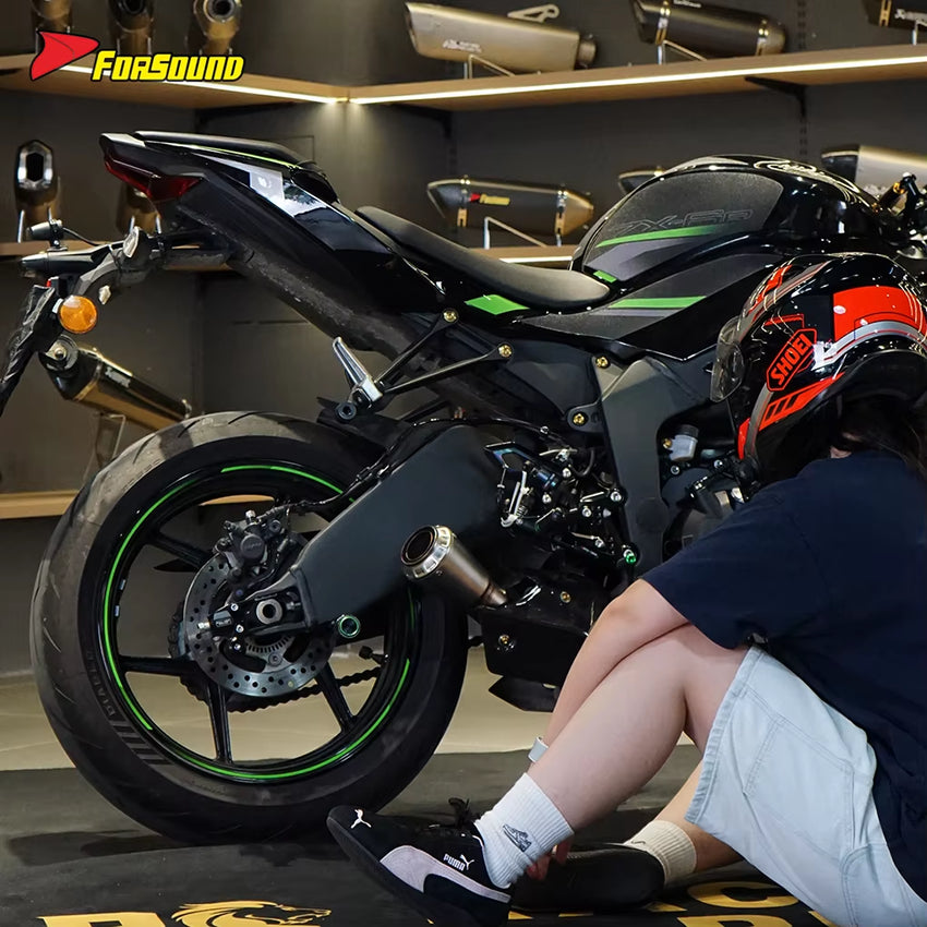 New Condition Modified Motorcycle 60Mm Mid-Tail Integrated Exhaust Muffler with DB Killer for KAWASAKI ZX-6R OEM Wholesale